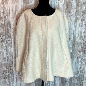 Elegant Charming London Cream Lined Button Up Poncho size 42 (UK 14)